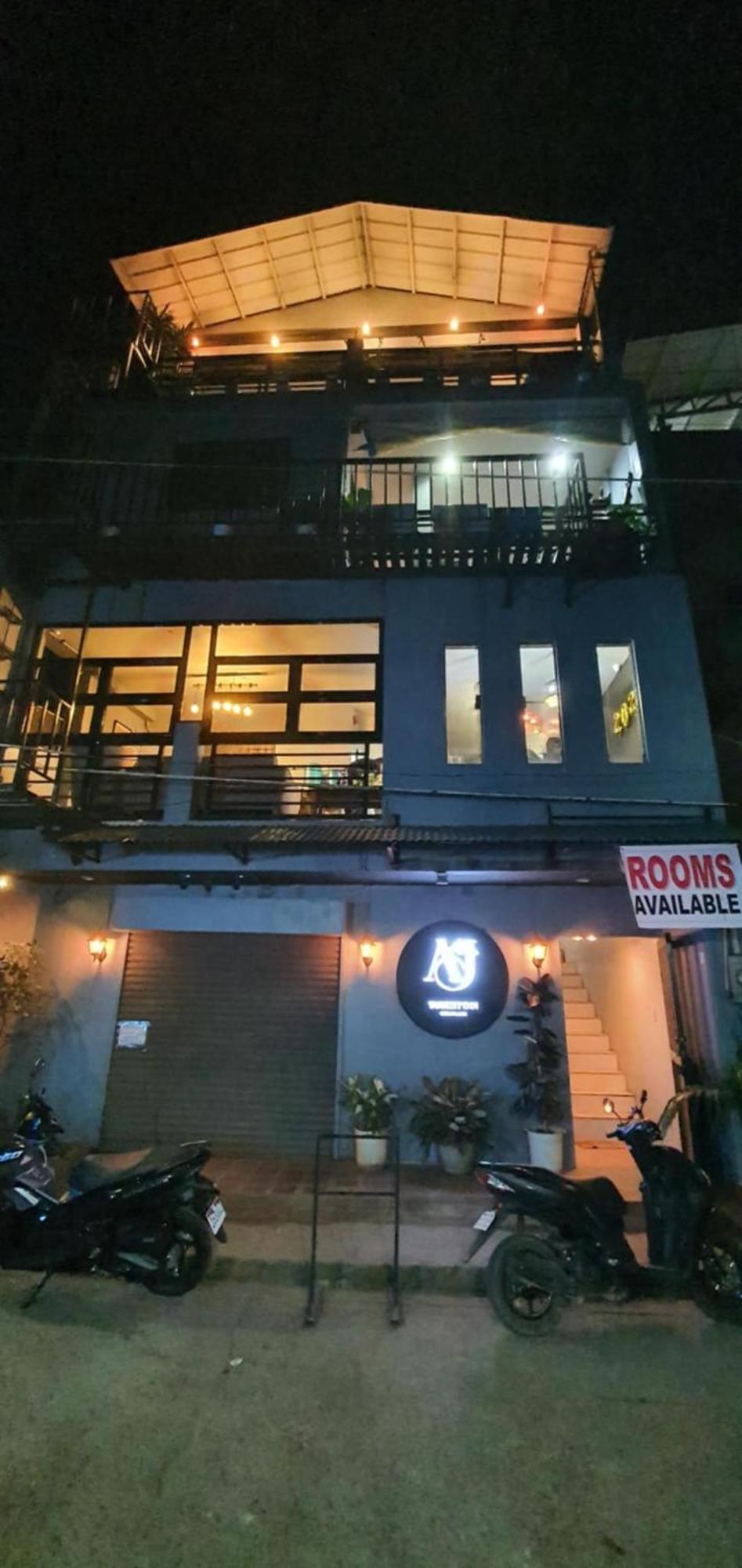 Aj Tourist Inn Корон Экстерьер фото